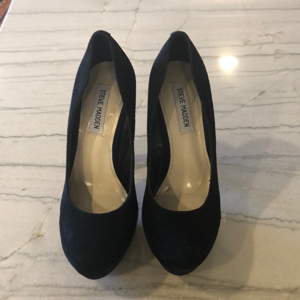Steve Madden black platform heels